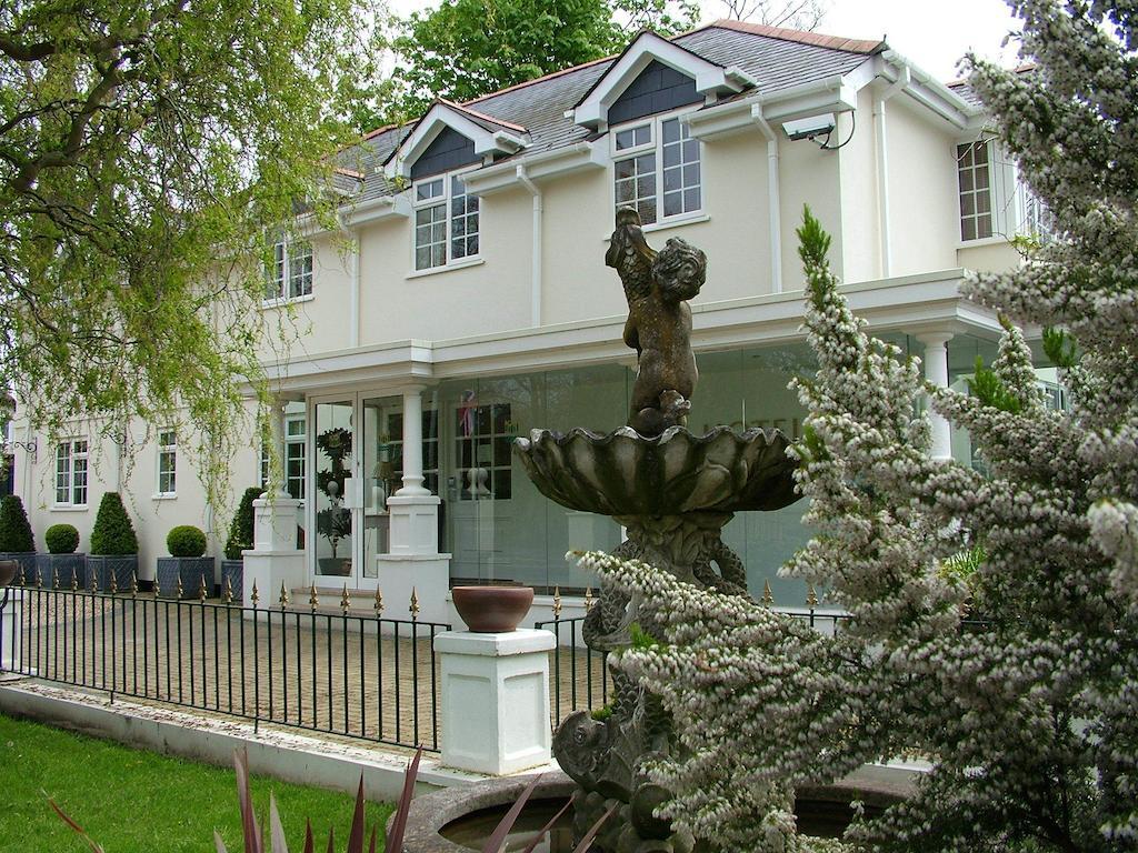 Lord Bute Hotel Christchurch  Bagian luar foto